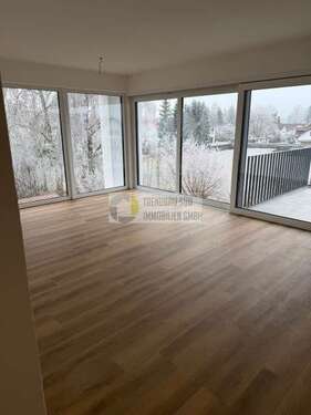 Foto - Wohnung zum Mieten in Burgrieden 938,00 € 78.2 m²