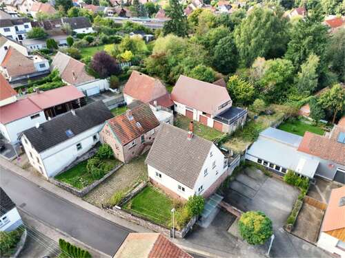 Foto - Haus zum Kaufen in Stelzenberg 200.000,00 € 135 m²