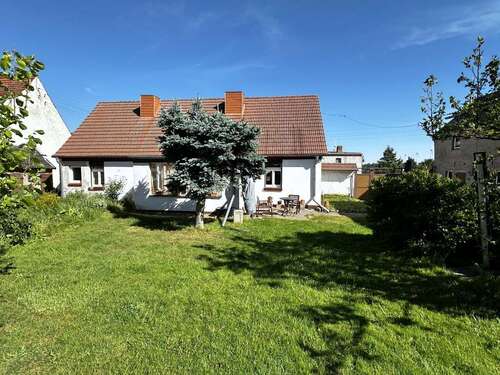Foto - Haus zum Kaufen in Gardelegen 120.000,00 € 99.5 m²