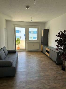 Foto - Wohnung zum Mieten in Callenberg 310,00 € 47 m²
