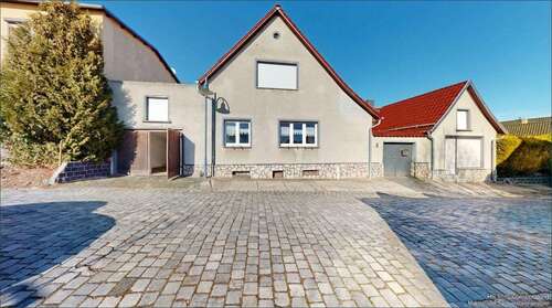 Foto - Haus zum Kaufen in Klostermansfeld 110.000,00 € 187 m²