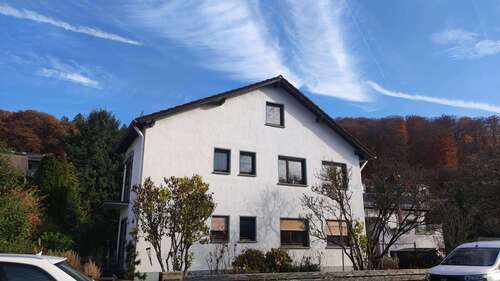 Foto - Haus zum Kaufen in Hofheim-Lorsbach 450.000,00 € 180 m²