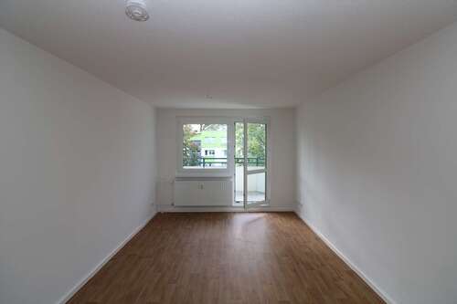 Foto - Wohnung zum Mieten in Freiberg 399,00 € 57.37 m²