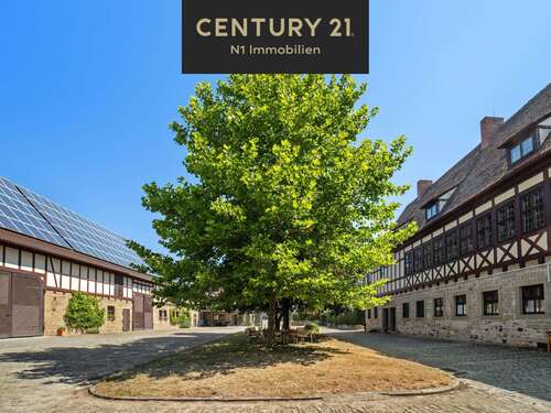 Foto - Haus zum Kaufen in Neustadt an der Aisch 7.750.000,00 € 1200 m²