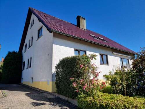 Foto - Haus zum Kaufen in Rattelsdorf 665.000,00 € 261 m²