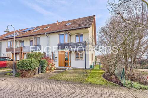 Foto - Haus zum Kaufen in Altrip 625.000,00 € 177 m²