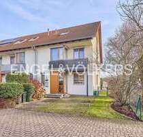 Haus zum Kaufen in Altrip 625.000,00 € 177 m²