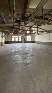 Foto - Halle in Asslar 2.100,00 € 633 m²