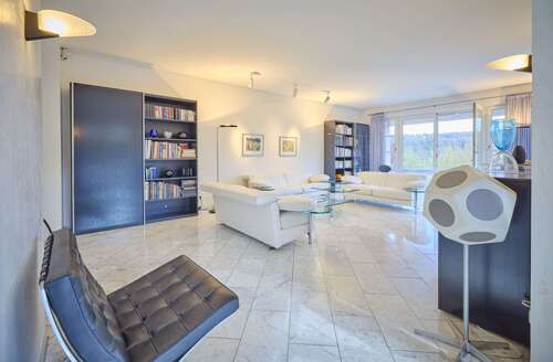Foto - Haus zum Kaufen in Stuttgart 1.590.000,00 € 517 m²