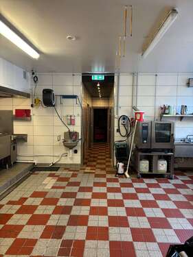 Foto - Halle in Hürth 2.600,00 € 310 m²