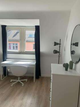 Foto - WG-Zimmer in Düsseldorf 899,00 € 25 m²