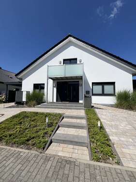 Foto - Haus zum Mieten in Rheda-Wiedenbrück 2.490,00 € 178 m²