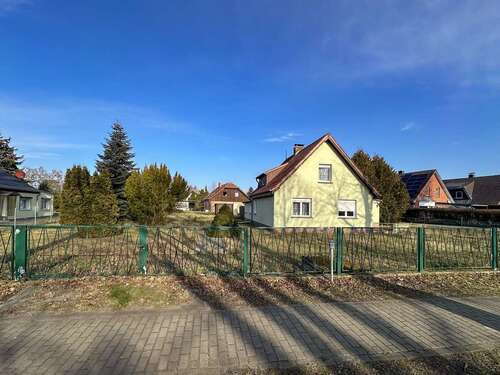 Foto - Haus zum Kaufen in Brieselang 288.000,00 € 80 m²