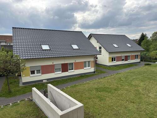 Foto - Haus zum Mieten in Bielefeld an der Landwehr 561,00 € 96.94 m²