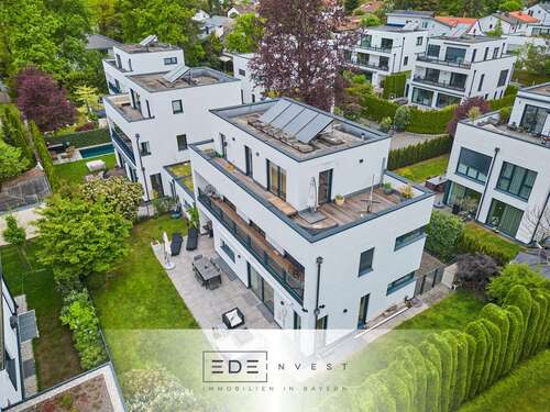 Foto - Haus zum Kaufen in Ottobrunn 2.499.000,00 € 253.93 m²