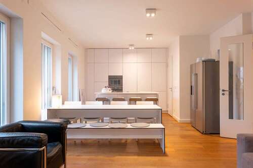 Foto - Wohnung zum Kaufen in Düsseldorf 910.000,00 € 77.23 m²