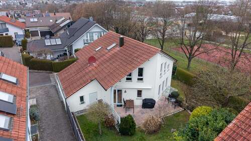 Foto - Haus zum Kaufen in Leingarten 969.000,00 € 250 m²