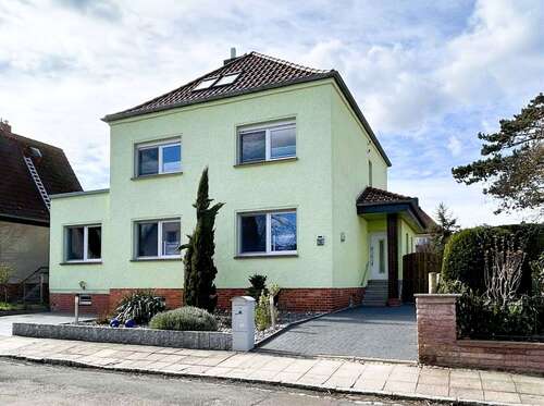 Foto - Haus zum Kaufen in Magdeburg 398.000,00 € 199 m²