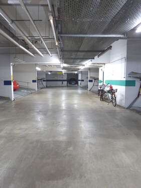 Foto - Garage zu vermieten in Frankfurt 140,00 €