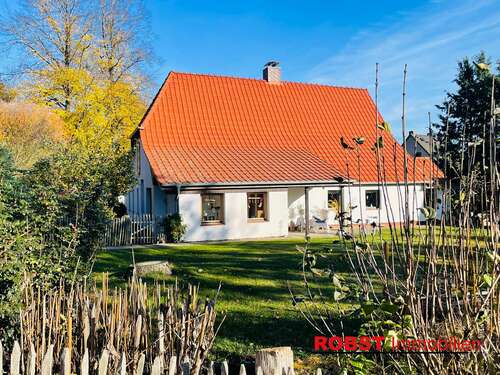 Foto - Haus zum Mieten in Roggenstorf 1.500,00 € 159.87 m²