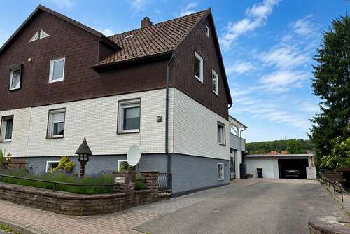 Foto - Haus zum Kaufen in Delligsen 172.000,00 € 175 m²
