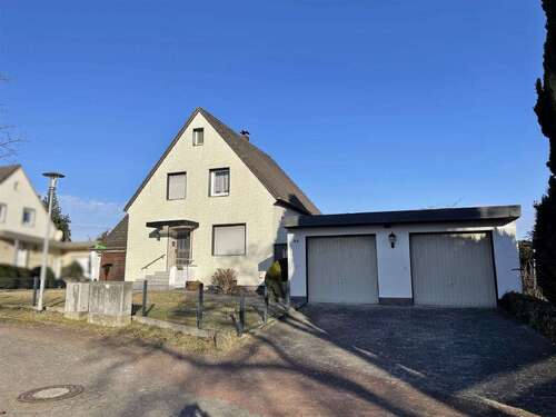 Foto - Haus zum Kaufen in Lage 180.000,00 € 99.86 m²