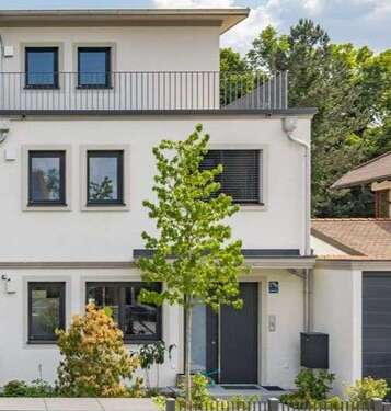 Foto - Haus zum Kaufen in Gilching 1.380.000,00 € 180 m²