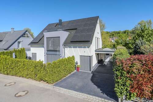 Foto - Haus zum Kaufen in Großbettlingen 1.250.000,00 € 245.48 m²