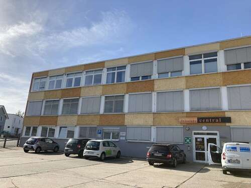 Foto - Büro in Döbeln 209,00 € 32 m² - 209,00&nbsp;EUR Kaltmiete, ca.&nbsp; 32,00&nbsp;m&sup2;