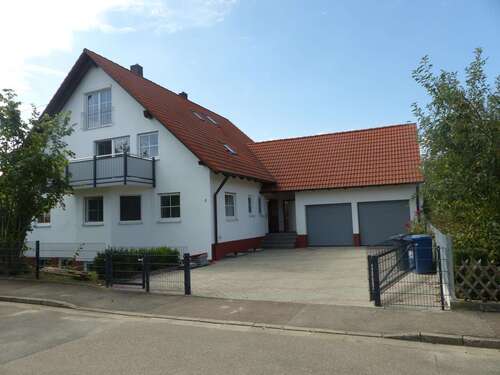 Foto - Haus zum Kaufen in Holzheim 920.000,00 € 368 m²