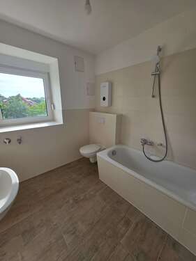 Foto - Wohnung zum Mieten in Bitterfeld 501,45 € 66.86 m²