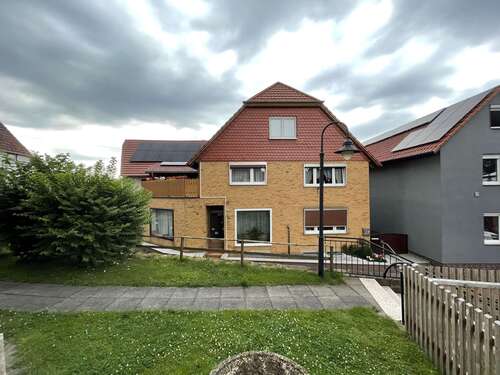 Foto - Haus zum Kaufen in Bilshausen 118.000,00 € 220 m²