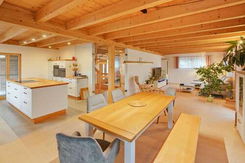 Foto - Haus zum Kaufen in Adelshofen 1.298.000,00 € 211.75 m²
