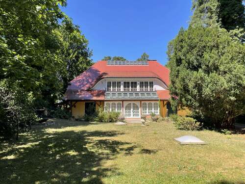 Foto - Haus zum Kaufen in Berlin 5.750.000,00 € 679 m²