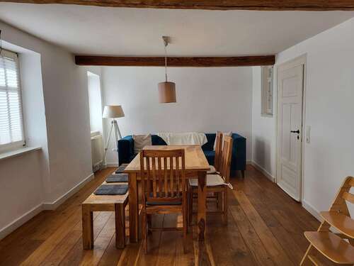 Foto - Haus zum Mieten in Schöneck 2.670,00 € 257 m²