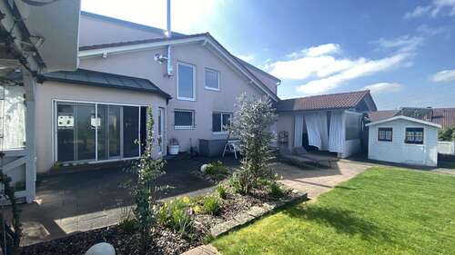 Foto - Haus zum Kaufen in Eppingen 680.000,00 € 241 m²