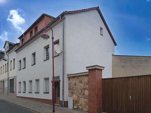 Foto - Haus zum Kaufen in Borna 220.000,00 € 185 m²