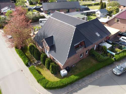 Foto - Haus zum Kaufen in Breiholz 473.000,00 € 358.79 m²