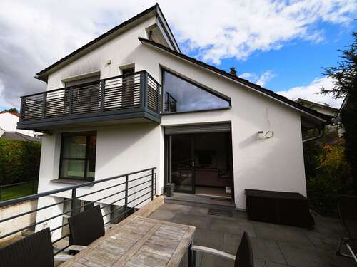 Foto - Haus zum Kaufen in Steinheim 886.000,00 € 220 m²