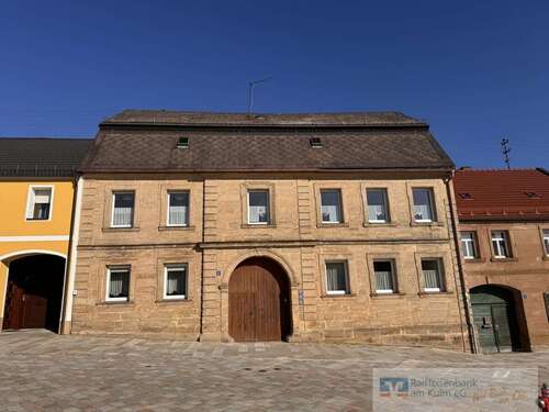 Foto - Haus zum Kaufen in Neustadt am Kulm 129.000,00 € 187 m²