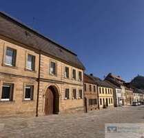 Haus zum Kaufen in Neustadt am Kulm 145.000,00 € 187 m²