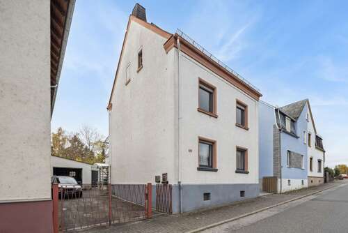 Foto - Haus zum Kaufen in Elz 329.000,00 € 220 m²