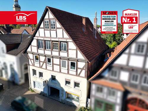 Foto - Haus zum Kaufen in Rinteln 99.999,00 € 200 m²