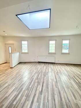 Foto - Wohnung zum Mieten in Magdeburg 426,00 € 71.55 m²