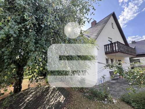 Foto - Haus zum Kaufen in Wernberg-Köblitz 240.000,00 € 123 m²