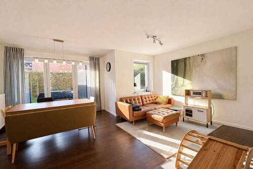 Foto - Wohnung zum Mieten in Westerstede 910,00 € 90.68 m²