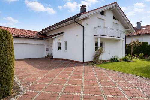 Foto - Haus zum Mieten in Bruckmühl 2.100,00 € 146 m²