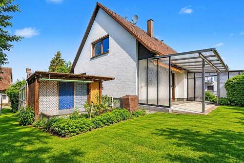 Foto - Haus zum Kaufen in Dußlingen 460.000,00 € 137.91 m²