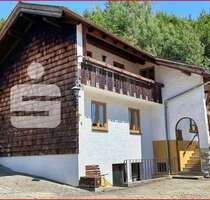 Haus zum Kaufen in Teisendorf 450.000,00 € 148 m²