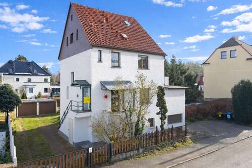 Foto - Wohnung zum Kaufen in Halle 239.000,00 € 106 m²